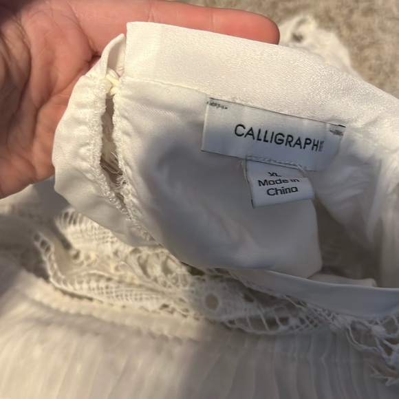 Calligraphie white lace crochet top size XL - Picture 3 of 6